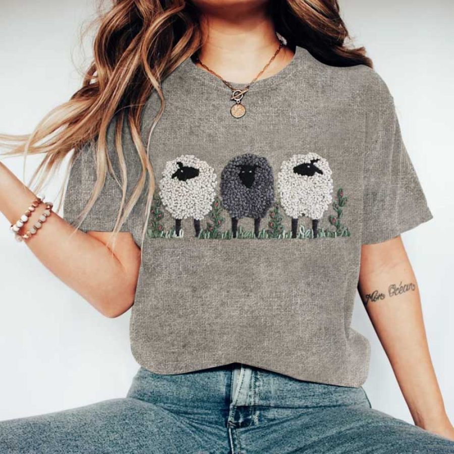 

Women's Vintage Farm Sheep Casual Print Round Neck Short Sleeve T-Shirt