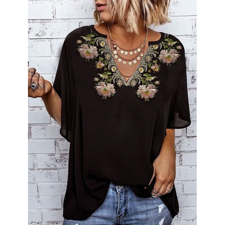 V-neck Printed Loose Short-sleeved T-shirt