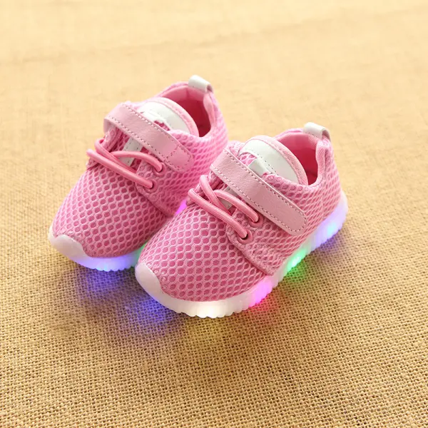 Kids LED Marquee Flashing Light Sports Shoes - Popopiearab.com 