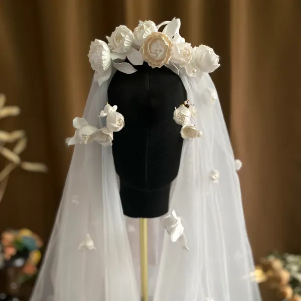 Maternity And Bridal Vintage Off-White Floral Veil And Earrings Set - Lukalula.com 