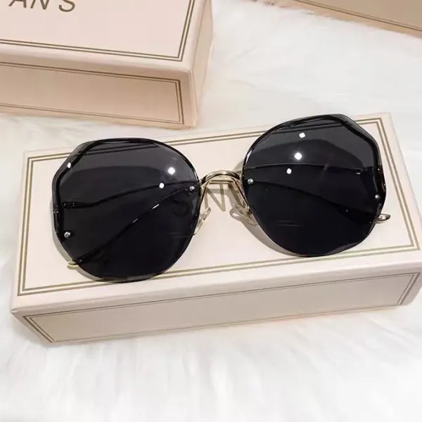 Women's Gradient Sunglasses Only $8.06 - Lukalula.com 