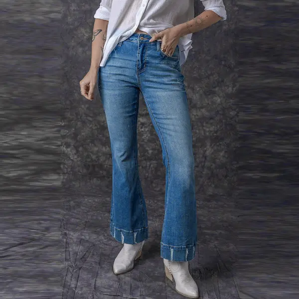 Stylish High Waisted Light Colored Jeans - Ootdyouth.com 