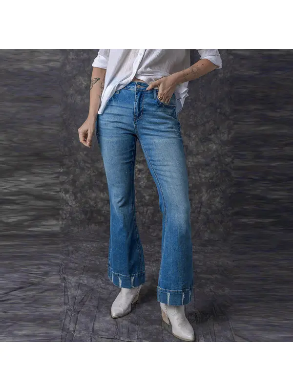 Stylish High Waisted Light Colored Jeans - Ootdmw.com 