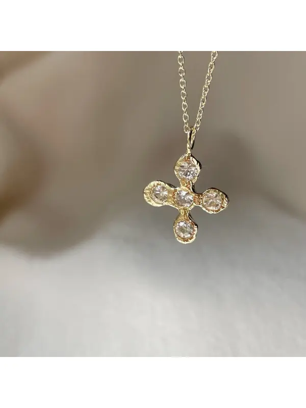 Women's Crystal Cross Pendant Necklace - Cominbuyshop.com 