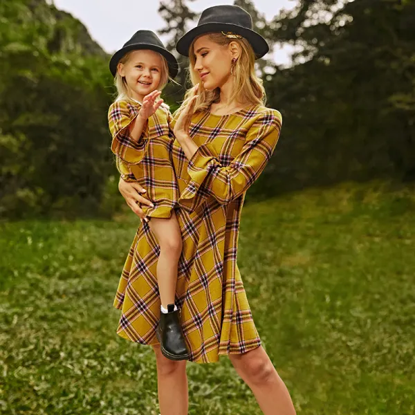 Casual Round Neck Long Sleeve Yellow Plaid Flared Sleeve Mom Girl Matching Dress - Popopiestyle.com 