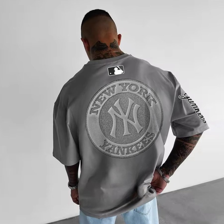 

Oversized Street Style 'Yankees' Embossed Tee