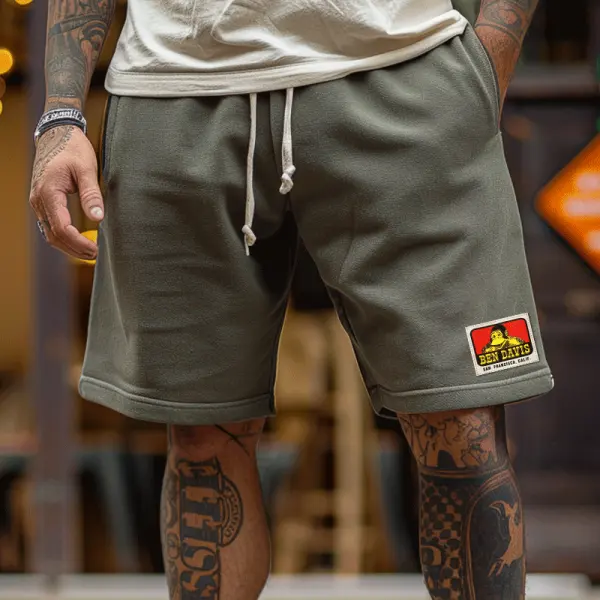 Men's Casual Shorts With Adjustable Drawstring And Iconic Patch Design - Ootdyouth.com 
