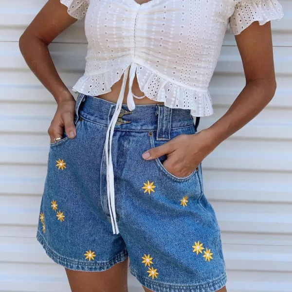 Fashion Chrysanthemum Embroidered Denim Shorts - Wayrates.com 