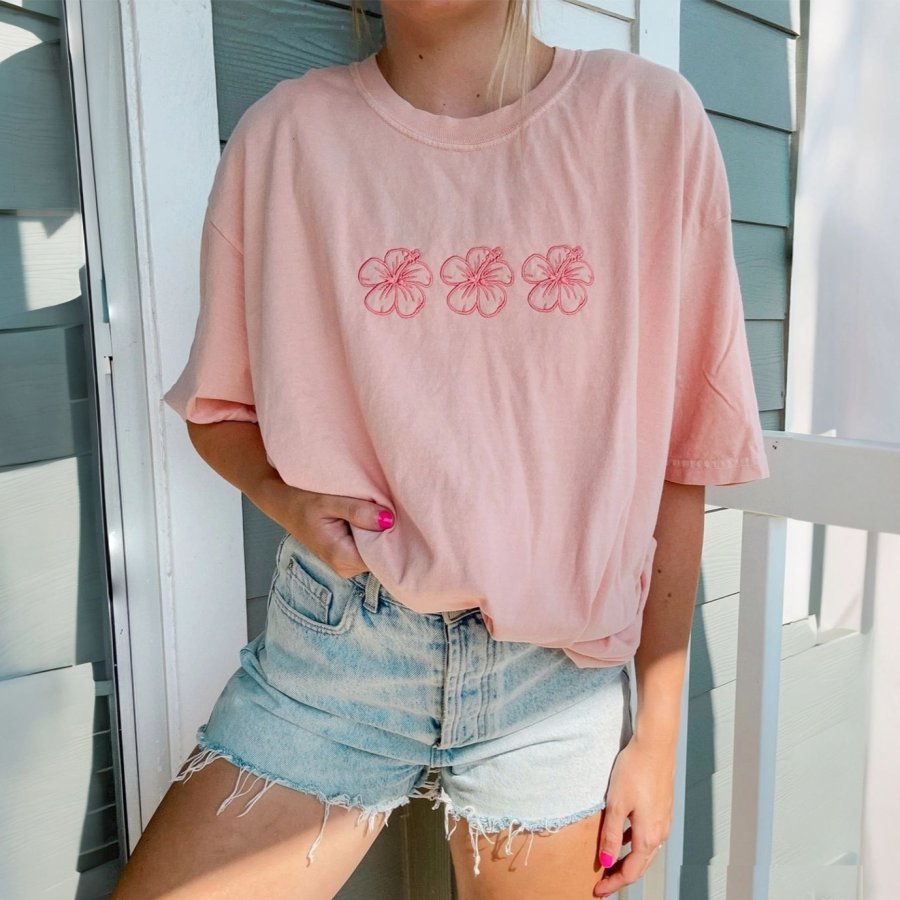 

Ladies' Vintage Short Sleeve Mini Hibiscus Crew Neck Tee