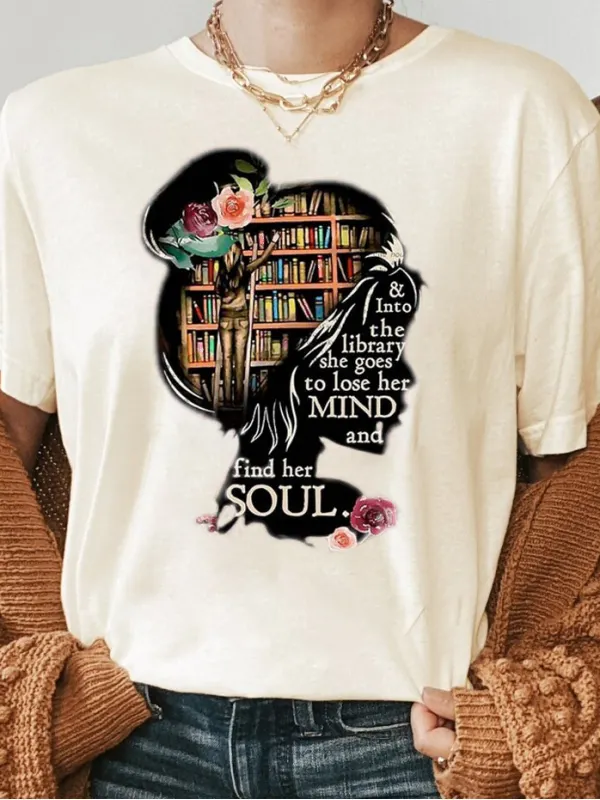 And Into The Library She Goes To Lose Her Mind And Find Her Soul T-shirt - Hoplady.chimpone.com 