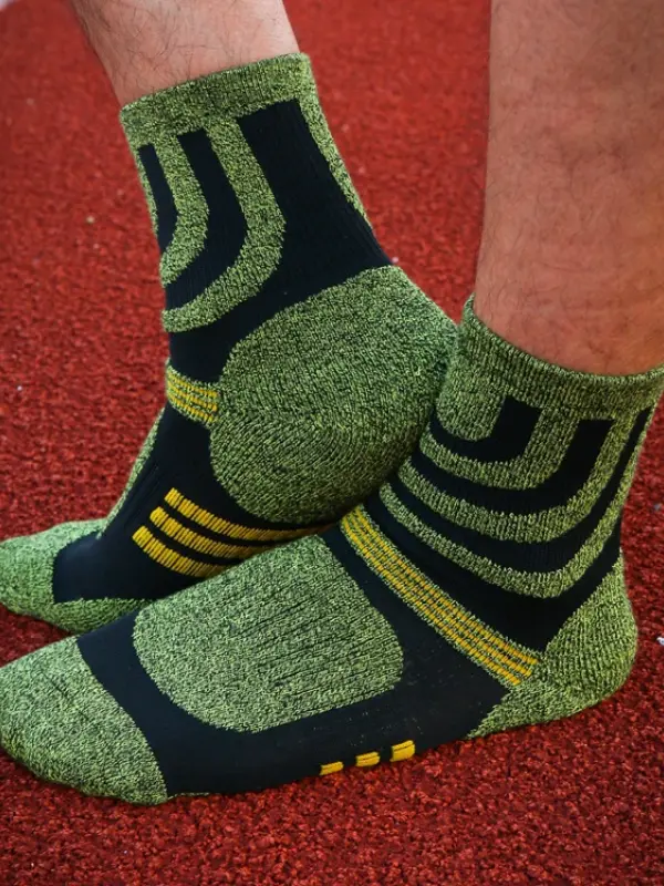 Men's Outdoor Sports Hiking Socks - Pragmaace.com 