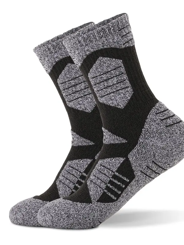 Thickened Towel Mountaineering Running Hiking Outdoor Socks Sweat-absorbent Mid-calf Sports Socks - Pragmaace.com 