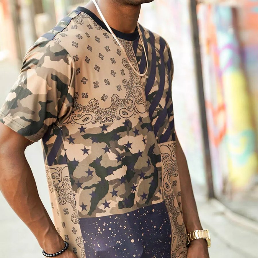 

Men's Vintage Ethnic Pattern Bandana Printed T-shirt