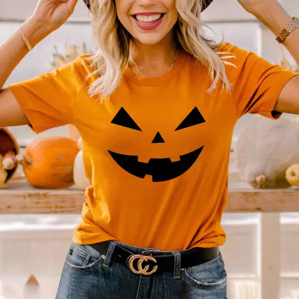 Women's Vintage Halloween Jack-O-Lantern Short Sleeve Crew Neck T-Shirt - Wayrates.com 