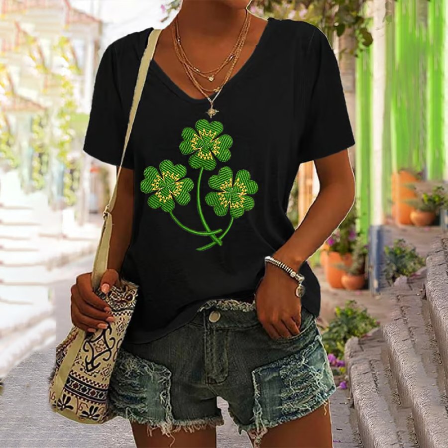 

Women's St. Patrick's Day Embroidery Four Leaf Clover Art Print V-Neck T-Shirt