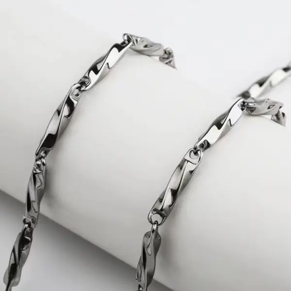 Unisex Lake Titanium Steel Trendy Versatile Collarbone Chain - Dozenlive.com 
