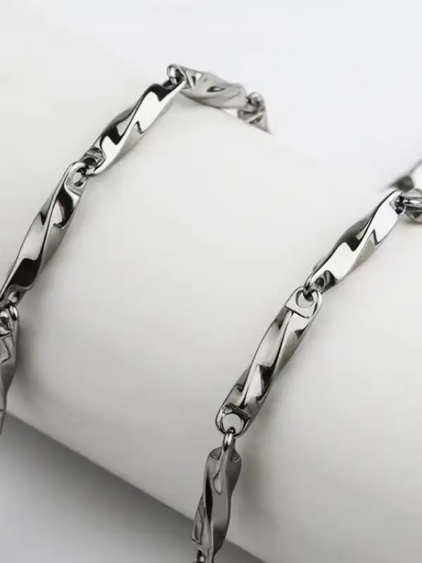 Unisex Lake Titanium Steel Trendy Versatile Collarbone Chain - Pragmaace.com 