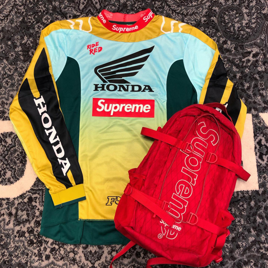 

Fashion Sports Racing Long-sleeved T-shirt