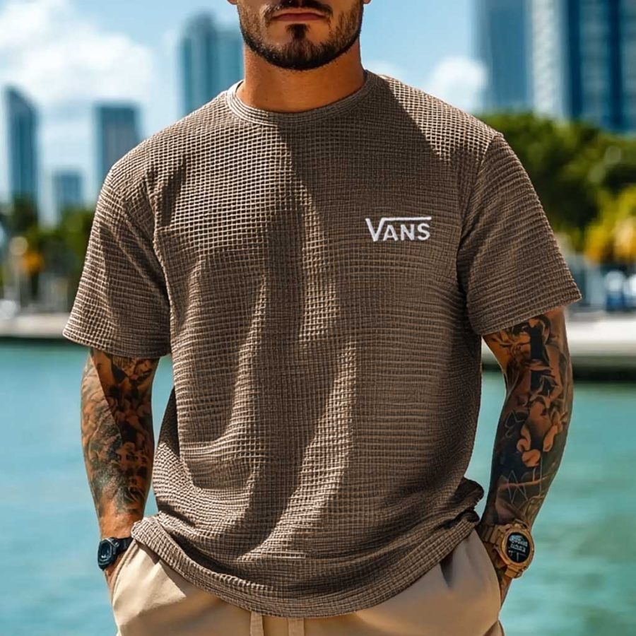 

Men's Vintage Brown Waffle Knit Surf Embroidery Short Sleeve Crew Neck T-Shirt