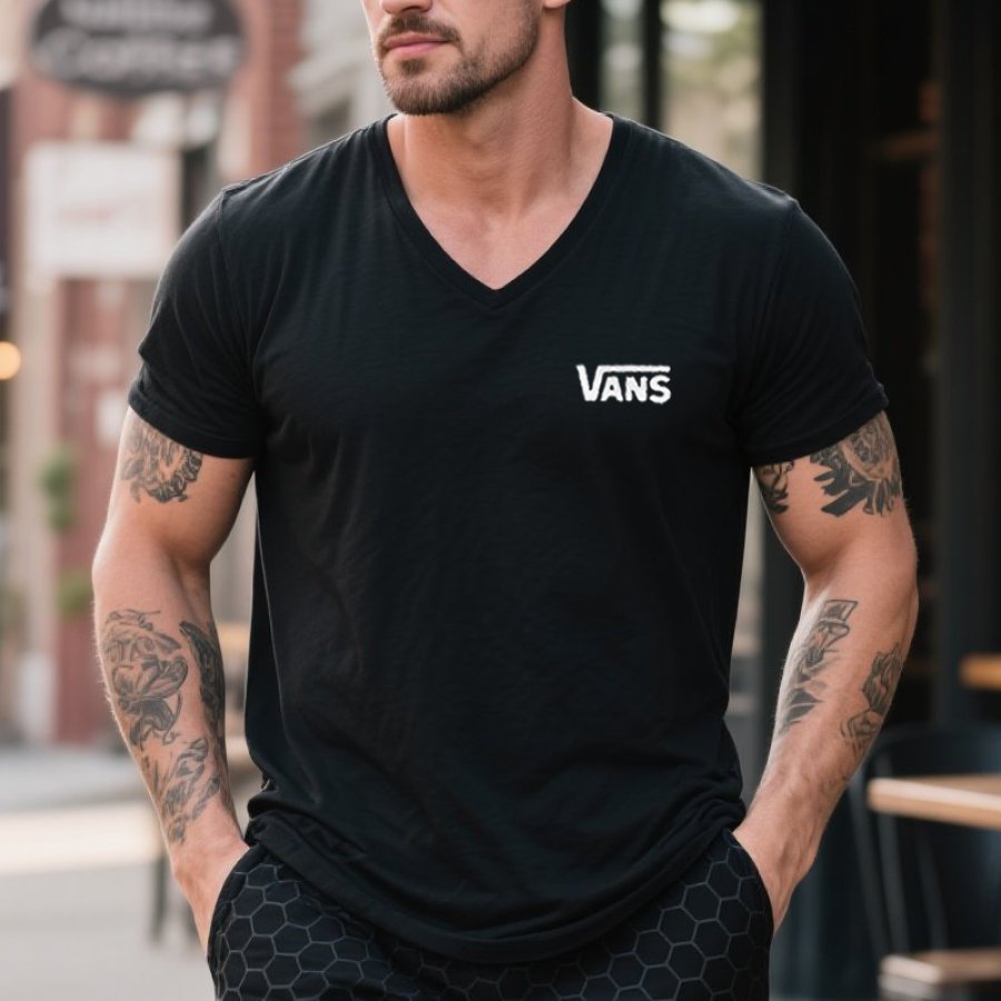 

Men's Vintage Surfing Brand Logo Print V-neck T-shirt Black