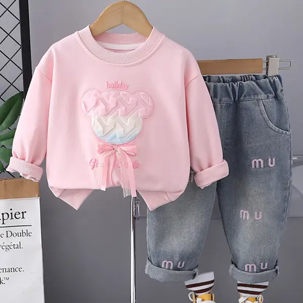 【9M-4Y】2-piece Girls Bear Applique Round Neck Long Sleeve Sweatshirt And Letter Embroidered Jeans Set - Popopieshop.com 