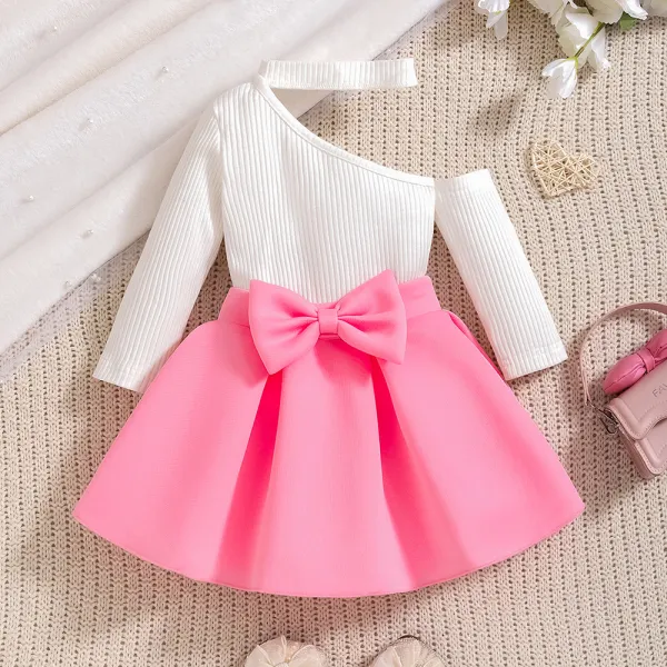 【9M-4Y】2-piece Girls Fashion White Off-the-shoulder Long-sleeved Top And Bowknot Pleated Skirt Set - Popopieshop.com 