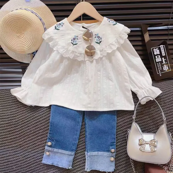 【2Y-8Y】2-piece Girls Sweet Floral Embroidery Ruffled Doll Collar Shirt And Jeans Set - Popopieshop.com 