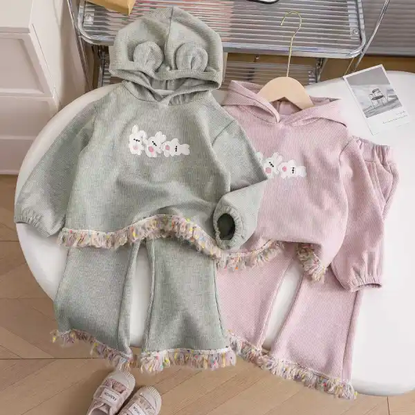【18M-8Y】2-piece Girls Sweet Bunny Embroidered Hooded Sweatshirt And Flared Pants Set - Popopieshop.com 