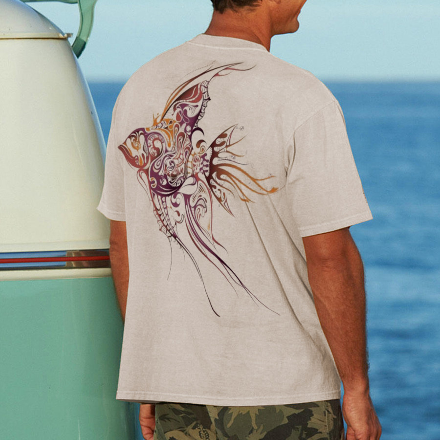 

Goldfish Linear Design Holiday T-shirt