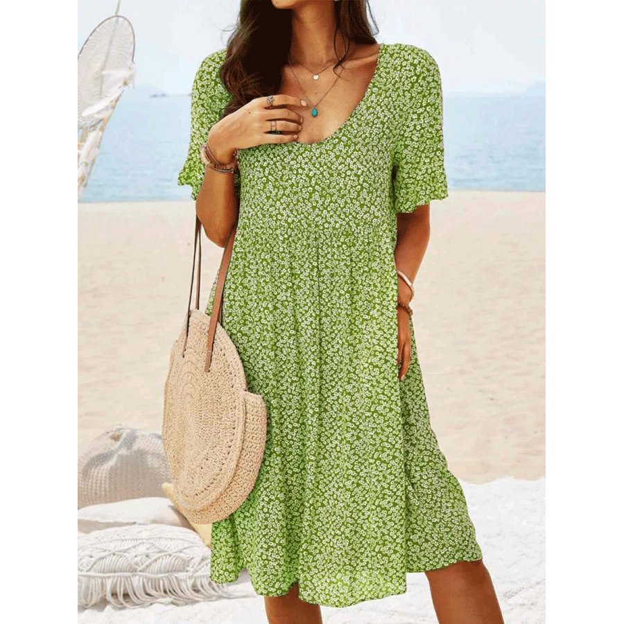 

Floral Print Mid-length Casual Short-sleeved Shift Dress