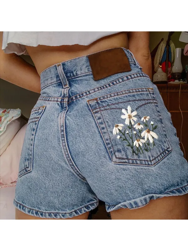 Fashion Casual Floral Embroidered Denim Shorts - Cominbuy.com 