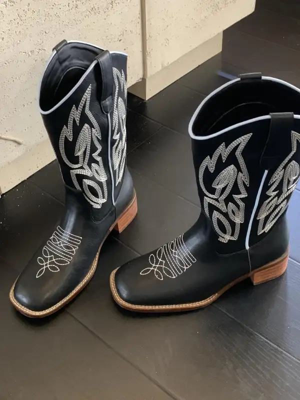 Women's Vintage Embroidered Chunky Heel High Western Boots - Sunshinetip.com 