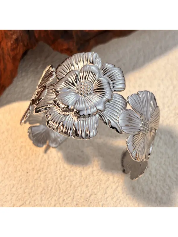 Women's Retro Vintage Flower Open Gold Titanium Steel Bracelet - Localziv.com 