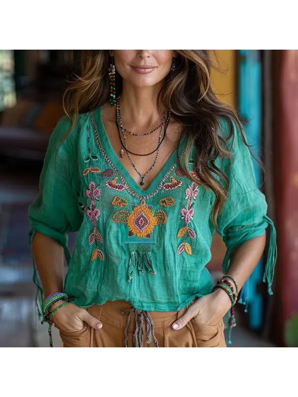 Vacation Ethnic Print Women's T-Shirt - Realyiyishop.com 