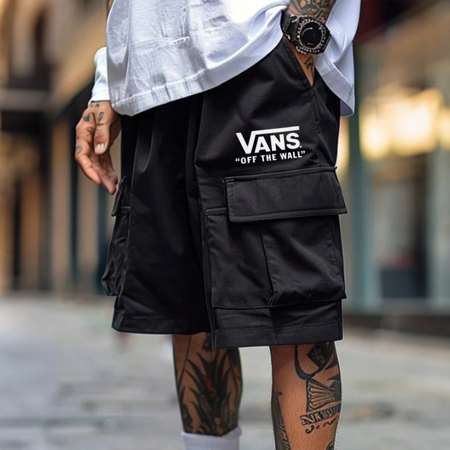 

Men's Vintage Black Cargo Shorts With Multiple Pockets